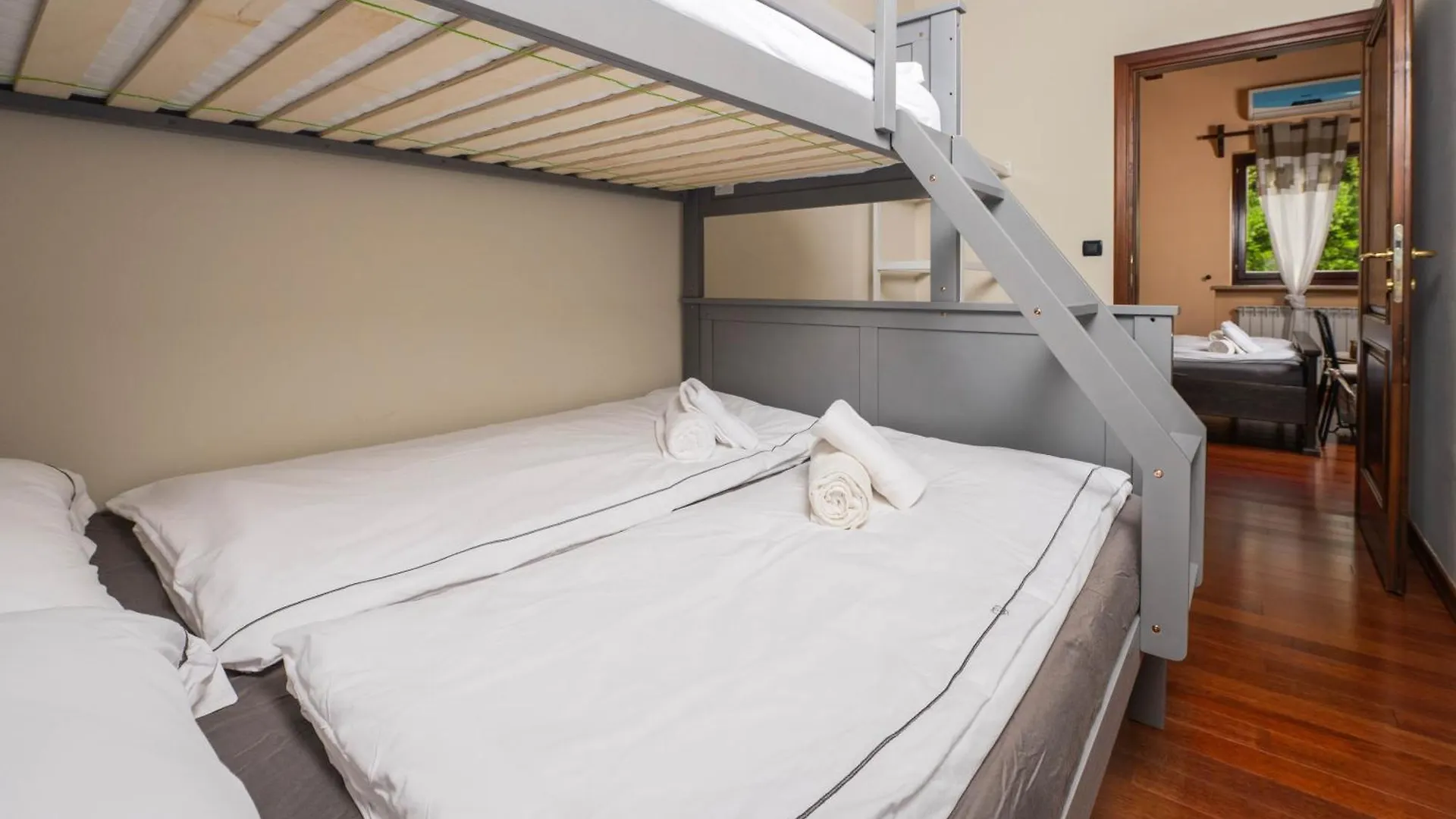 فيرسار New!!! La Magrina - Bed&Breakfast